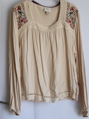 Knox Rose Cream Long Sleeve Embroidered and Lace Peasant Top